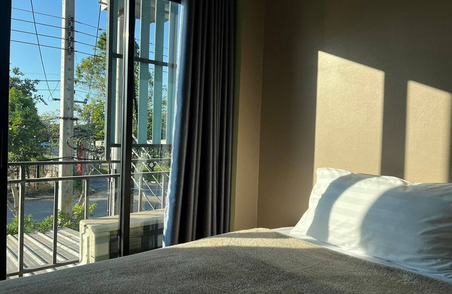 V Tharm Hotel
