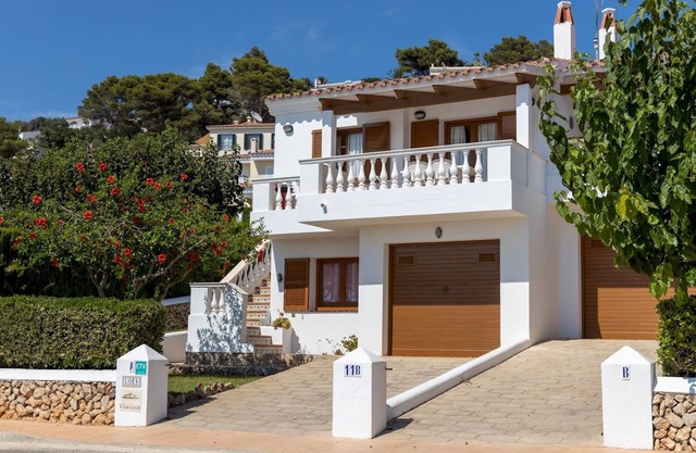 V11BA | Villa Loes - Three Bedroom Villa, Sleeps 6