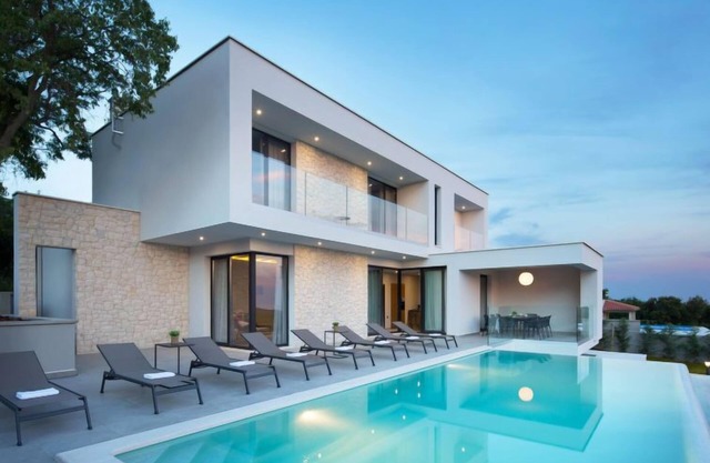 Vacation home Paola by Interhome