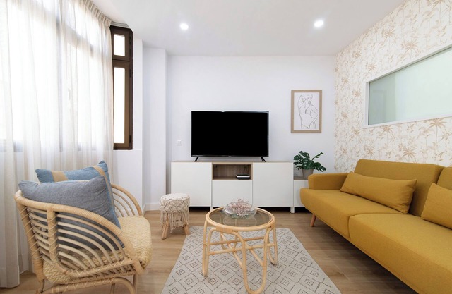 Vacation Apartment 'Magnolia's Las Canteras' with Wi-Fi
