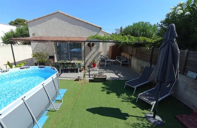 Vacances à 10 Minutes des Plages, Avec BBQ et Piscine