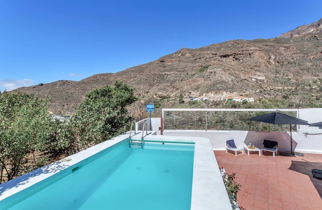 Vacation Home 'Vv Pedacito De Cielo' with Mountain View, Wi-Fi and Air Conditioning