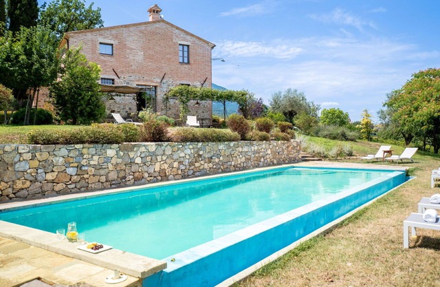 Vacation Home in Piazze with 5 bedrooms sleeps 10