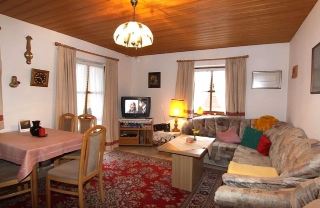 Vacation apartment, up to 4 persons, 72 sqm, 2 separate bedrooms, balcony