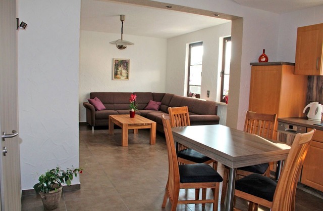Vacation apartment/apartment for 2 guests with 60m² in Steinbach-Hallenberg (26466)