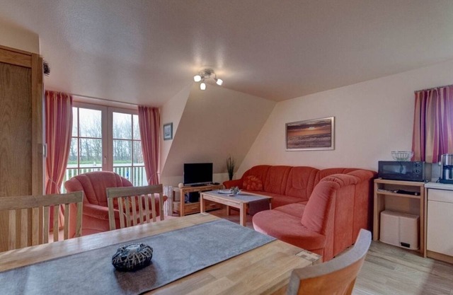 Vacation apartment/apartment for 4 guests with 70m² in Büsumer Deichhausen (143255)