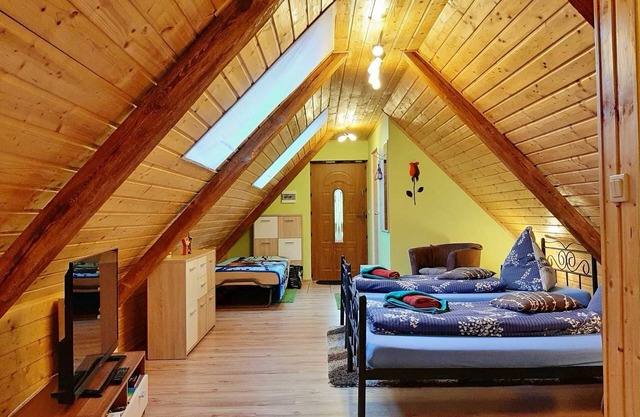 Vacation apartment Kamila 2 - Ferienwohnung-Kamila TH-Montageservice