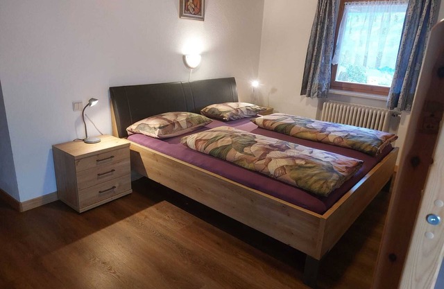 Vacation apartment 1 Lindebauer, cozy vacation apartment in Dorf Tirol