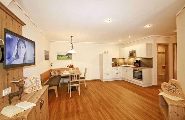 Vacation apartment Kampenwand for 1-5 persons (80 sqm, ground floor)