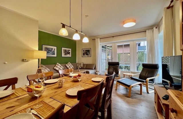 Vacation apartment/apartment for 7 guests with 75m² in Fehmarn OT Wulfen (294281)