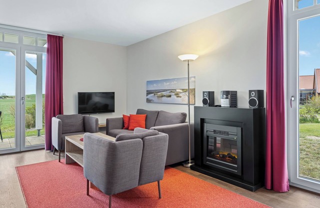 Vacation apartment near the beach with sauna and great, sunny terrace with beach chair