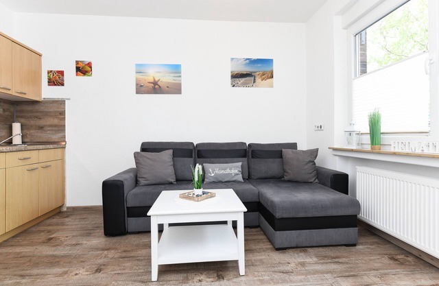 Vacation apartment/apartment for 3 guests with 35m² in Neuharlingersiel (145312)