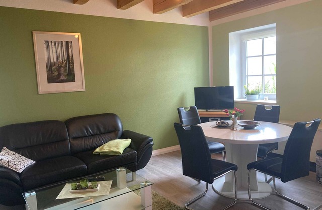 Vacation apartment 2 west - Holiday home Butje