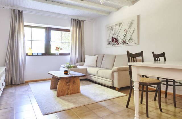 Vacation apartment for 2-4 pers., close to nature, near primeval forest Hasbruch, cycling.