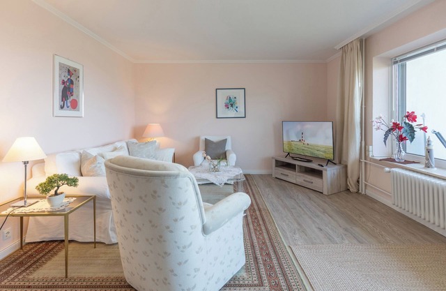 Vacation apartment Utsicht in Husum-Schobüll for up to 3 people