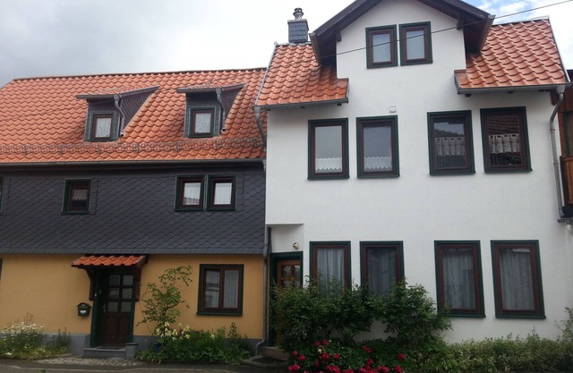 Vacation apartment/apartment for 4 guests with 60m² in Wutha-Farnroda (123070)