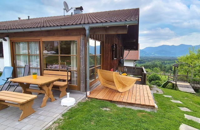 Vacation apartment Sulzberg, 2 sep. Bedroom, ground floor with terrace, 68 sqm