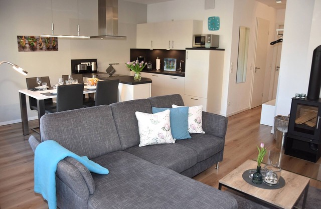 Vacation apartment/apartment for 4 guests with 65m² in Heiligenhafen (20729)