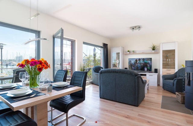 Vacation apartment/apartment for 4 guests with 93m² in Heiligenhafen (23771)