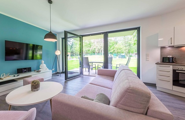 Vacation apartment with terrace on Lake Krakow
