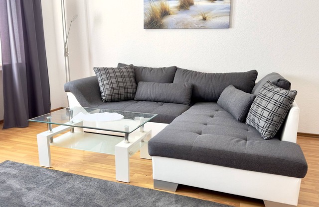 Vacation apartment Küstenglück: 56sqm, centrally located in Wilhelmshaven, for up to 3 people