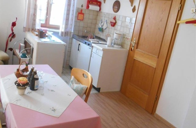 Vacation apartment (1-2 pers.) - House Bernadette