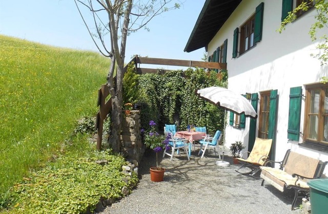 Vacation apartment (1-4 pers.) - House Bernadette