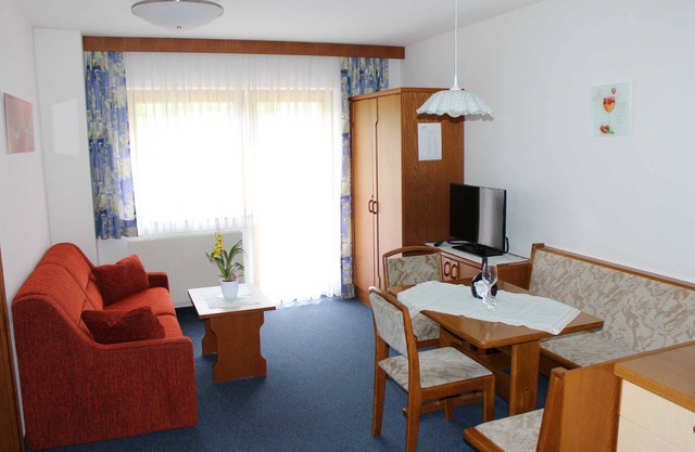 Vacation apartment 1 - Bergkastelblick - Apart Haus Leni`s