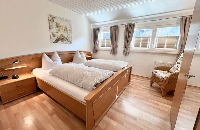 Vacation apartment "2" with mountain view, dogs welcome, shared terrace and WiFi