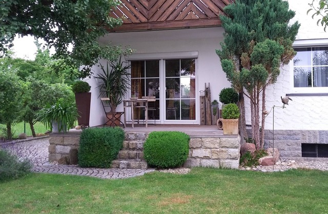 Vacation apartment 80 m² in the beautiful Main valley, large garden with seating