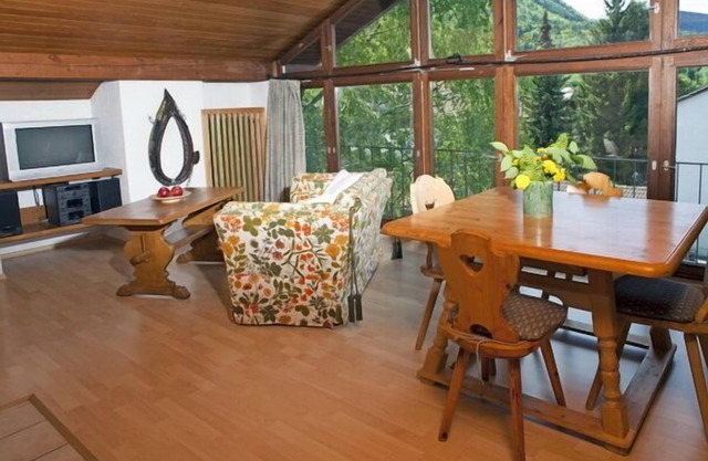 Vacation apartment 80 sqm, up to 4 persons, 2 bedrooms, top floor