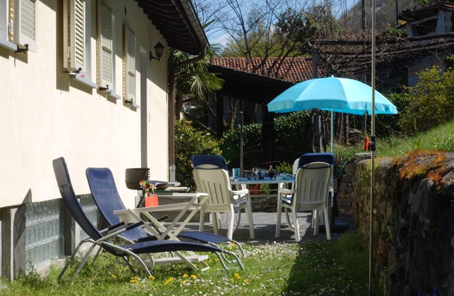 Vacation apartment/apartment for 5 guests with 65m² in Gambarogno (116817)