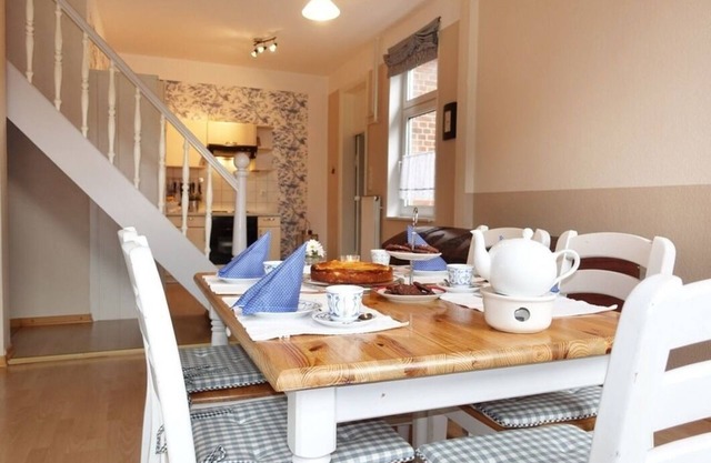 Vacation apartment/apartment for 5 guests with 90m² in Hasselberg (270657)