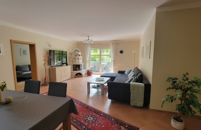 Vacation apartment/apartment for 5 guests with 150m² in Mariendorf (296041)