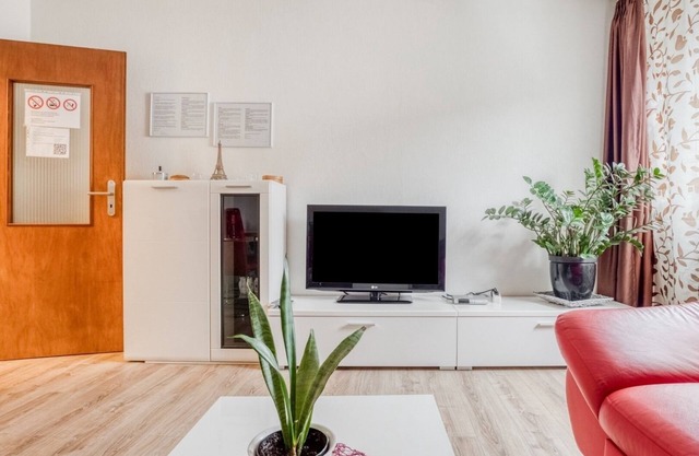 Vacation apartment/apartment for 7 guests with 90m² in Oberhausen (84023)