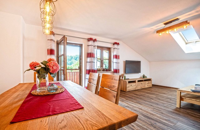 Vacation apartment Am Moosbach, 100sqm, with 2 balconies