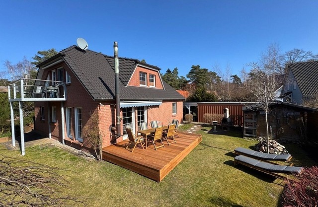 Vacation apartment/apartment for 4 guests with 90m² in Dierhagen (95967)