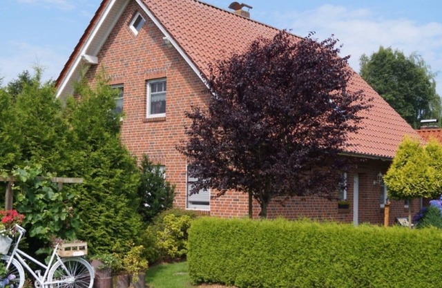 Vacation apartment/apartment for 4 guests with 62m² in Großefehn (265253)