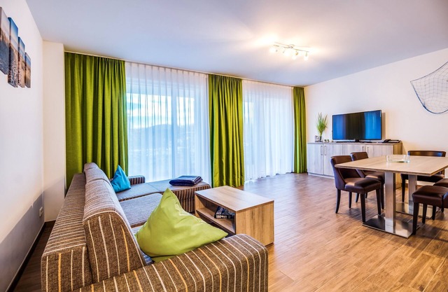 Vacation apartment/apartment for 3 guests with 71m² in Großpösna (272652)
