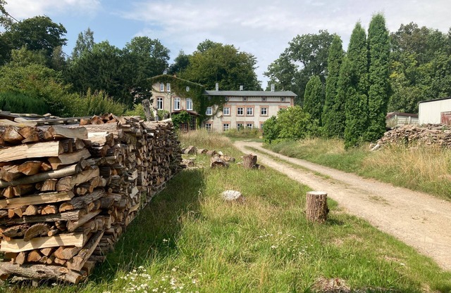 Vacation apartment/apartment for 2 guests with 100m² in Lalendorf (119775)