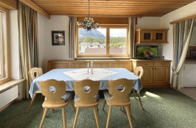 Vacation apartment/apartment for 6 guests with 73m² in Leutasch (186270)