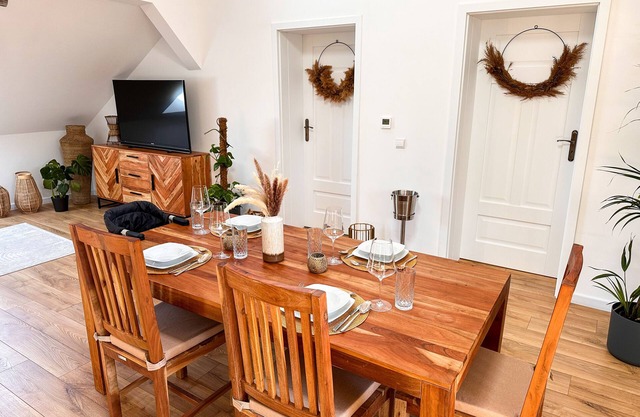 Vacation apartment/apartment for 5 guests with 85m² in Densborn (273556)