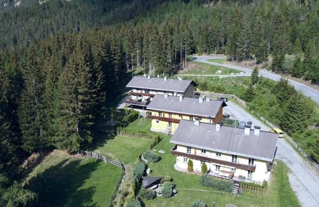 Vacation apartment/apartment for 4 guests with 65m² in Nauders (165494)