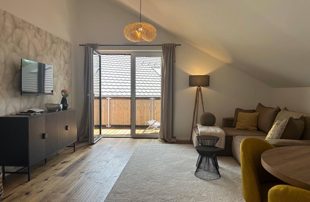 Vacation apartment/apartment for 4 guests with 75m² in Übersee (296411)
