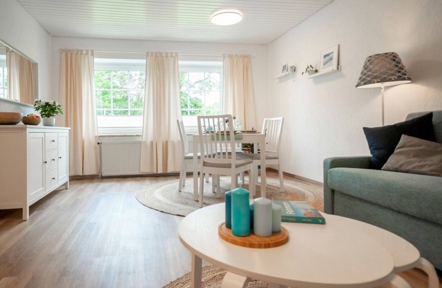 Vacation apartment/apartment for 3 guests with 43m² in Fehmarn (76373)