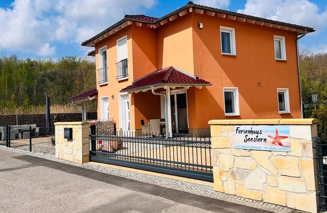 Vacation apartment/apartment for 4 guests with 95m² in Mücheln (271082)
