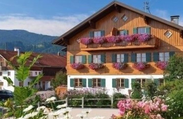 Vacation apartment/apartment for 4 guests with 56m² in Wertach (296578)