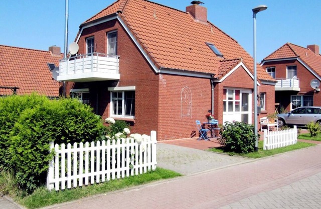 Vacation apartment/apartment for 4 guests with 64m² in Jemgum (127465)