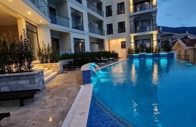 Vacation apartment/apartment for 3 guests with 58m² in Bečići (164863)