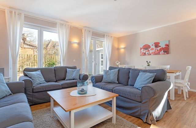Vacation apartment/apartment for 6 guests with 115m² in Bosau (294689)